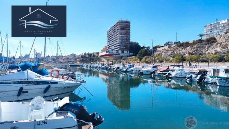 Foto 9c2cc356-3ff0-4651-af3e-0c571ad66b47. Attique avec parking dans Campello Playa Campello (el)