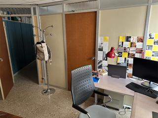 Location Bureau à Ensanche-Diputación. Amplia oficina en alquiler en el centro de alicante - ideal para
