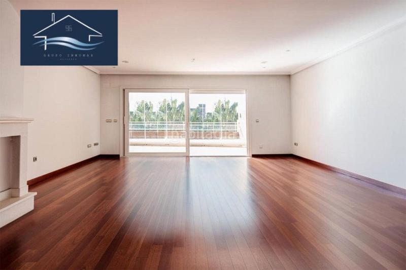 Foto bc20b33c-ca20-4d52-8127-63938437fd1a. Chalet  cabo huertas - playa san juan - en Cabo de las Huertas Alicante