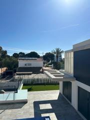 Xalet a Playa Muchavista. Chalet independiente en venta campello - la font