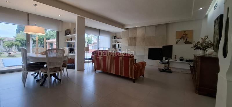 Foto 32adbf15-5c3d-47f4-81ae-62e22969b884. Chalet mit heizung parking pool in La Font-Mezquitas San Juan de Alicante