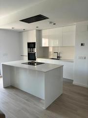 Etagenwohnung  Avinguda esportista miriam blasco. Amplio piso en venta playa san juan - zona miriam blasco - alica