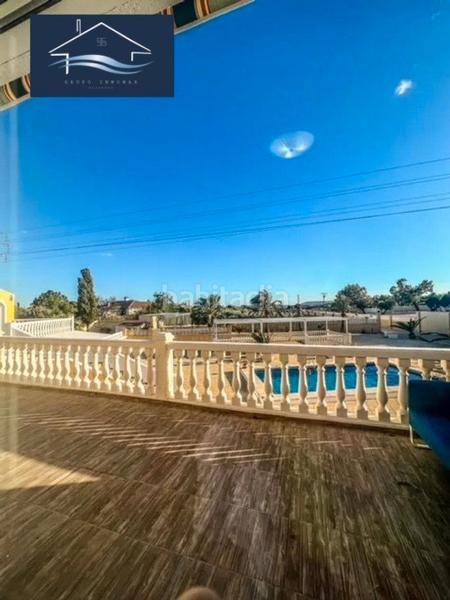 Foto eb623688-9c4e-438f-a95c-74f0132975e3. Chalet avec cheminée chauffage parking piscine dans Mutxamel