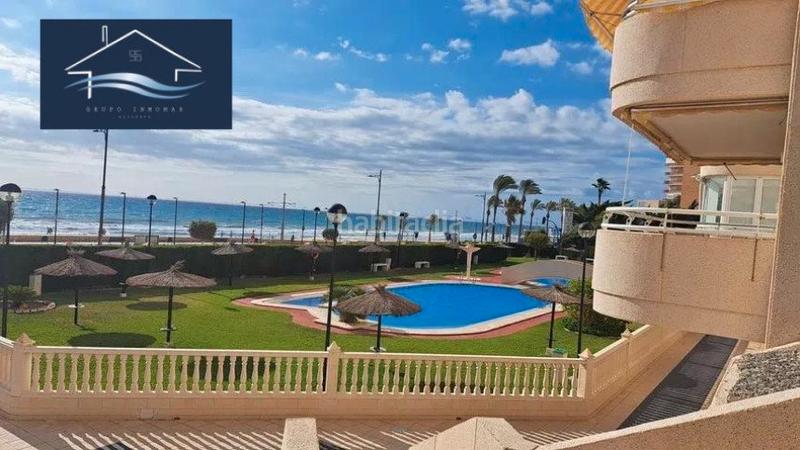 Foto 0d1630a7-19f8-4488-a2dc-f884de56be88. Piso impresionnate piso en venta 1º linea de Playa Muchavista - el campello en Campello (el)