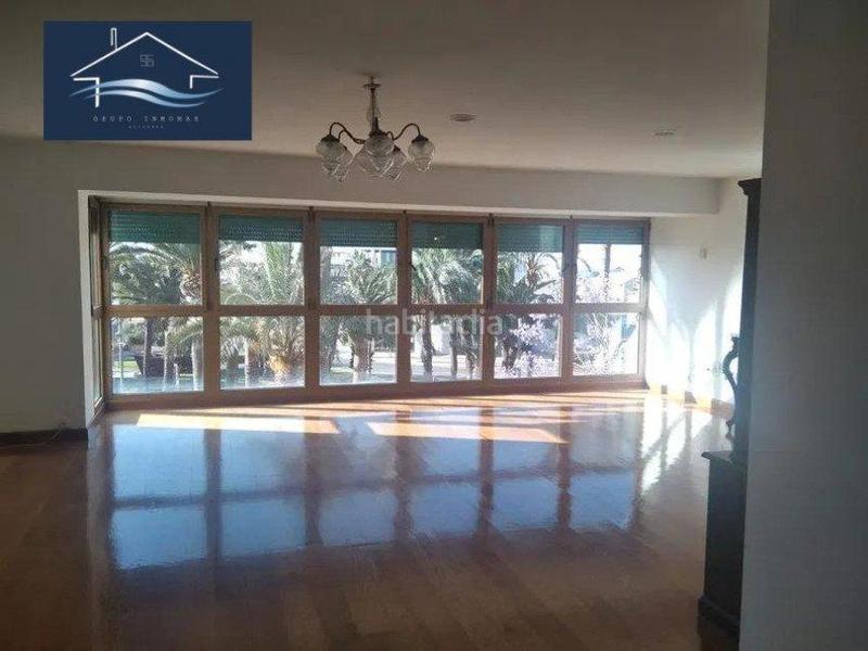 Foto cb88fc88-c016-4957-8773-3da7e93ef032. Appartamento con riscaldamento parcheggio in Ensanche-Diputación Alicante