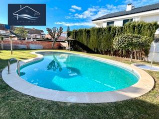 Maison jumelée à Bellavista-Capiscol-Frank Espinós. Chalet adosado en venta zona san juan de alicante