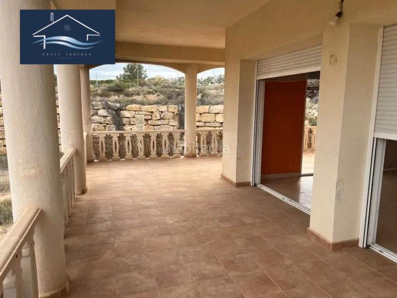 Foto ceaec0c6-0817-49f4-b87a-912a044db265. Xalet a Montnegre Alicante