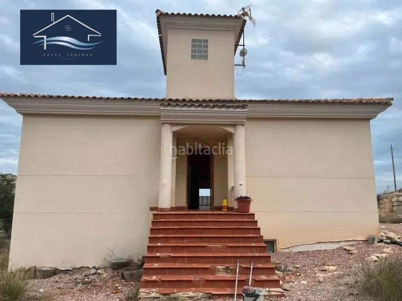 Foto f1cddfbb-bdc6-42bc-acb6-20f1b16b37a3. Xalet a Montnegre Alicante