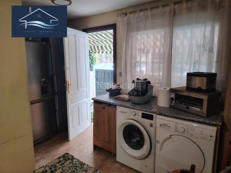Foto 7b1ef594-c502-46c9-aeea-9ead95f93994. Chalet  adosado en venta Playa Muchavista - el campello en Campello (el)