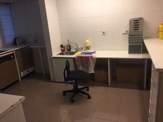 Location Bureau à Casco Antiguo - Sta. Cruz - Ayuntamiento. Oficina en alquiler en pleno centro de alicante