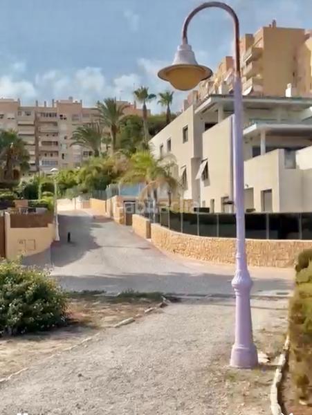 Foto ae33a9a3-d8ea-4d4e-9e69-cbdf7364aa35. Chalet mit kamin heizung parking pool in Pueblo Español-Coveta Fumá Campello (el)