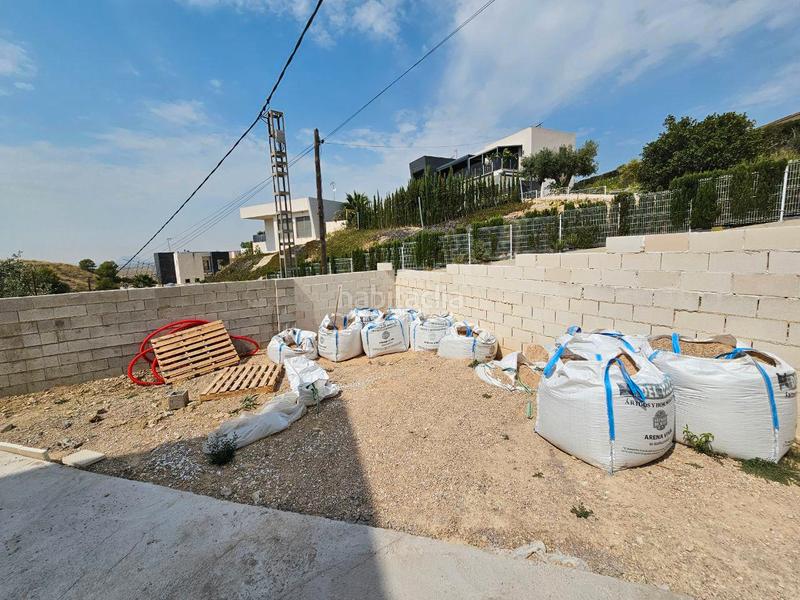 Foto 54d6b0c4-6791-4ce4-b782-587ea1b6296e. Chalet  indepndiente en venta en alicante - en Busot