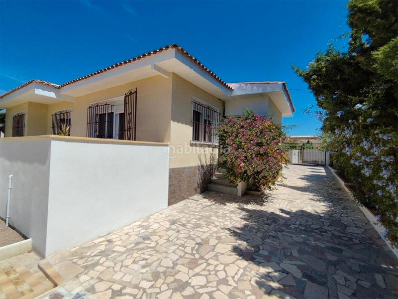 Foto e4fefc36-cfd3-4d72-9111-e3003326b648. Chalet  en venta en campello en Pueblo Español-Coveta Fumá Campello (el)