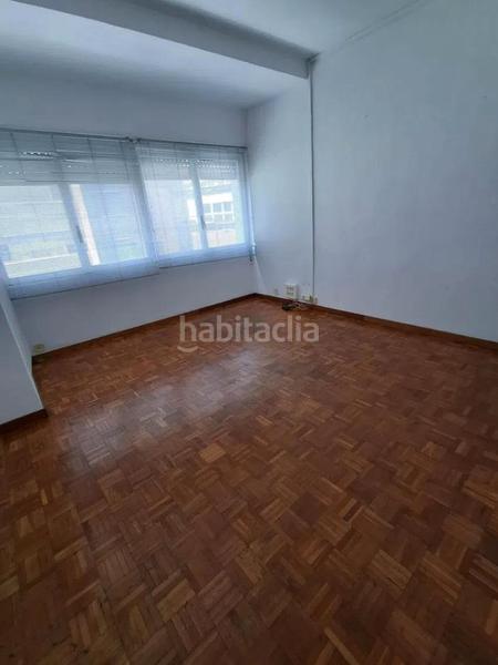 Foto 7cfde443-5d22-4488-b9fe-398ad47bbf08. Pis amb calefacció a Barrio del Centro Alicante