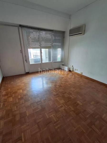 Foto f25e01f4-4306-40d6-ae3f-af3381c8e5ec. Pis amb calefacció a Barrio del Centro Alicante