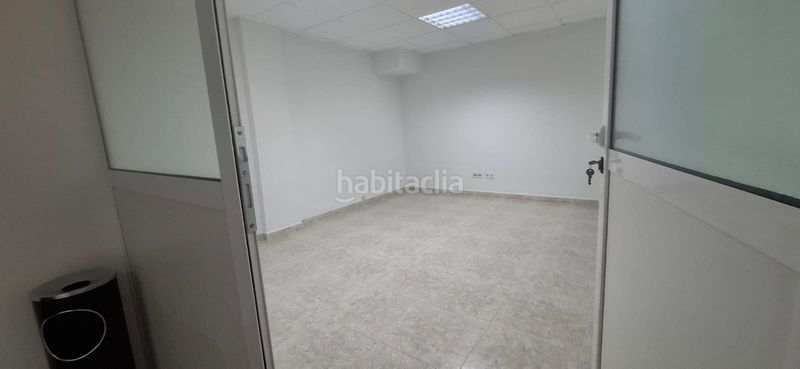 Foto 33e7ce9c-3f3f-42d9-a937-1f0171f6d11e. Miete büro in calle general lacy 7 in Ensanche-Diputación Alicante