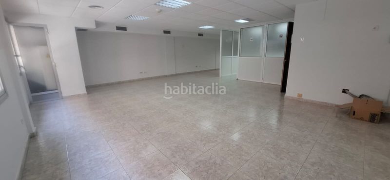 Foto b205178e-a4f6-405b-9e1c-df1f0534b2a4. Miete büro in calle general lacy 7 in Ensanche-Diputación Alicante
