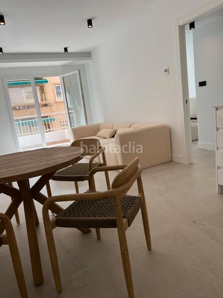 Foto 33fb7d86-de23-46ec-b33b-05c5ba0b46e9. Piso en carrer arquitecto morell 17 exclusivo piso reformado en venta en el corazón en Alicante