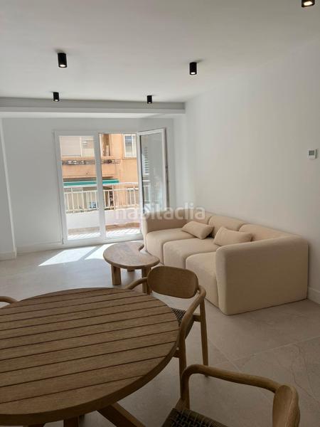 Foto 46fc3fdf-fd2c-4296-a273-47f3d049cd4b. Piso en carrer arquitecto morell 17 exclusivo piso reformado en venta en el corazón en Alicante