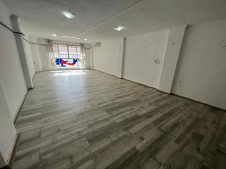 Miete Büro in Mercado. Amplia oficina diáfana en ubicación estratégica  en alquiler en