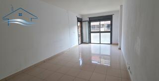 Appartamento in Campello Pueblo. ?? oportunidad única: luminoso piso de 3 habitaciones en el camp