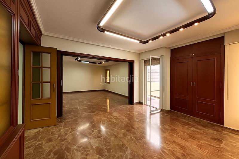 Foto 18f822d9-3a8e-4f01-b402-8f619ca14084. Ufficio in calle segura 13 in Mercado Alicante