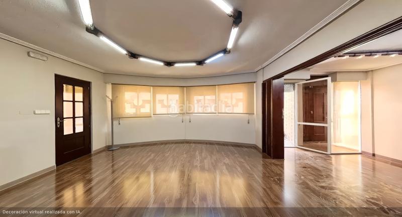 Foto 2caf24f7-bba5-46ae-9fd7-5d7434b35fdd. Ufficio in calle segura 13 in Mercado Alicante