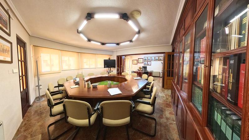 Foto 67bb3c32-3152-4015-bdef-7d58e02c9760. Ufficio in calle segura 13 in Mercado Alicante