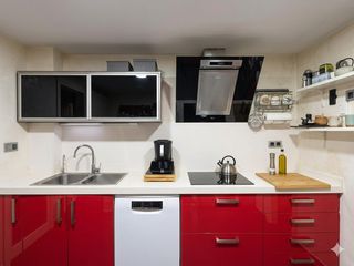 Pis  Carrer pintor lorenzo casanova. Amplio piso en venta en pleno centro de alicante