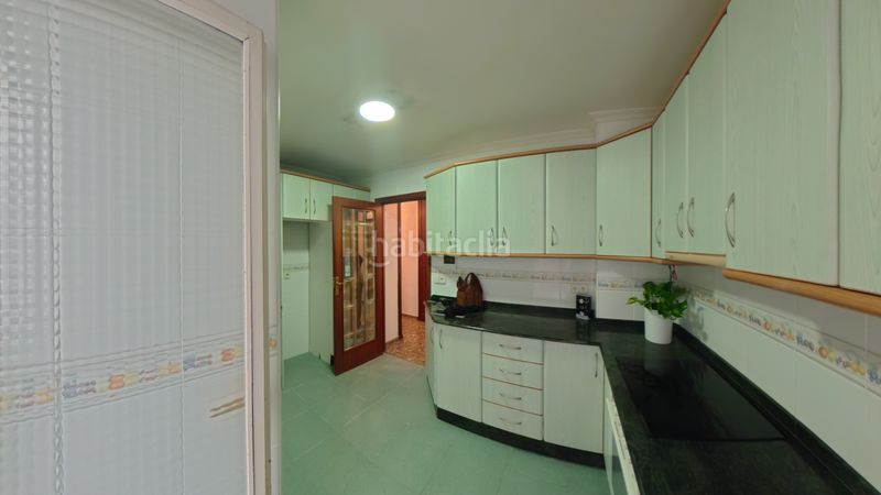 Foto 5c9e1fc5-4abd-424d-8e34-c3f2da0c9bb3. Piso en carrer del tucuman 18 piso en venta en pleno centro .- luceros en Alicante