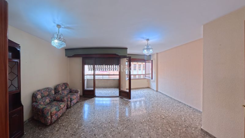 Foto a5bf6f44-462c-45f1-8cd3-26f4d32464a4. Piso en carrer del tucuman 18 piso en venta en pleno centro .- luceros en Alicante