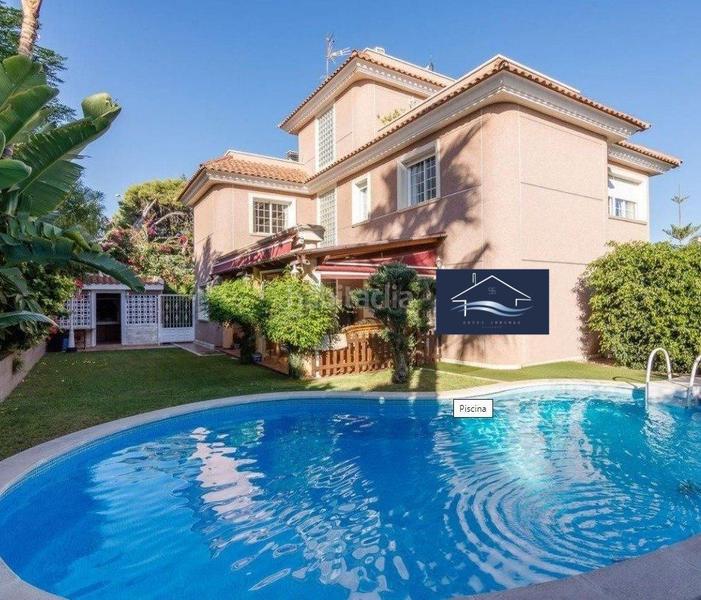 Foto 823490ef-c889-49f2-ad85-93b00171b9a3. Chalet avec chauffage parking piscine dans Cabo de las Huertas Alicante