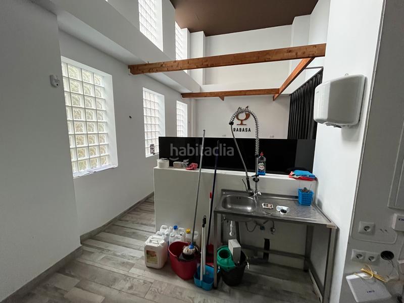 Foto 799354a4-debd-41ca-9d0f-4893c52a73b4. Local comercial local en venta - zona centro en Mercado Alicante