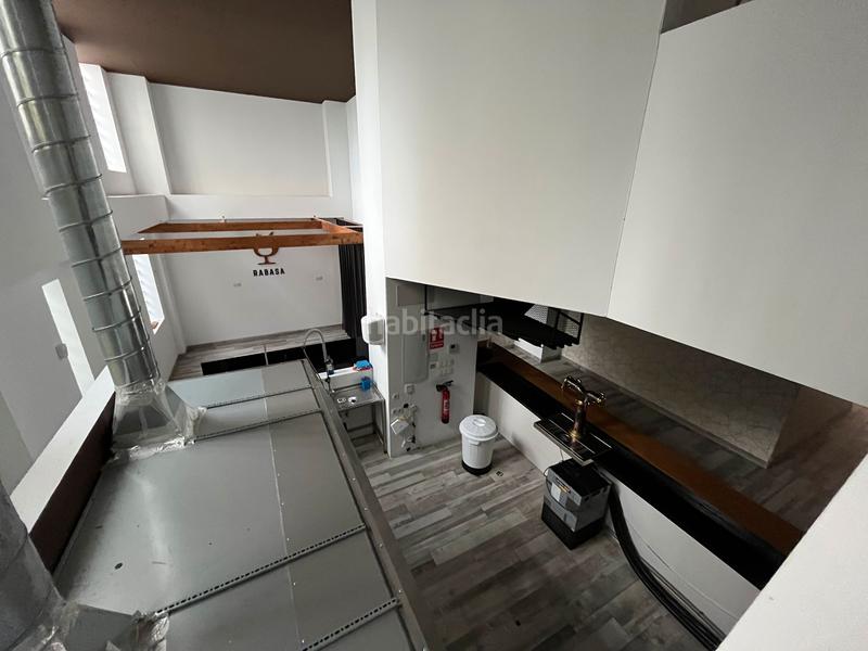 Foto cb4b3ac8-9abf-4dbb-bdd2-429a088d17e2. Local comercial local en venta - zona centro en Mercado Alicante