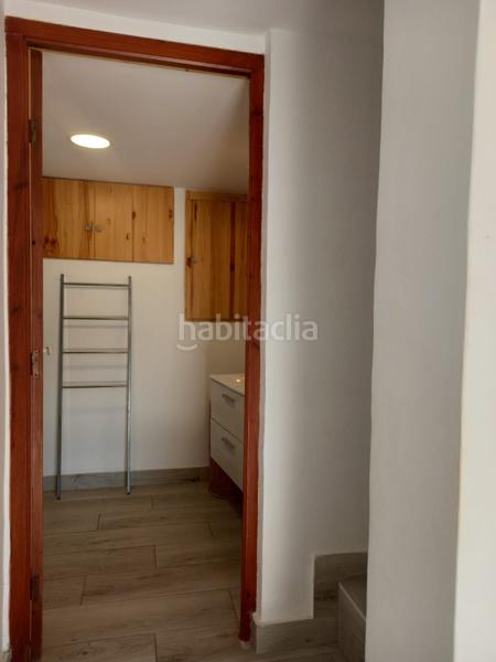 Foto 636ab76d-559f-4387-a534-bd8f72a4768e. Casa a schiera con riscaldamento in Casco Antiguo - Sta. Cruz - Ayuntamiento Alicante