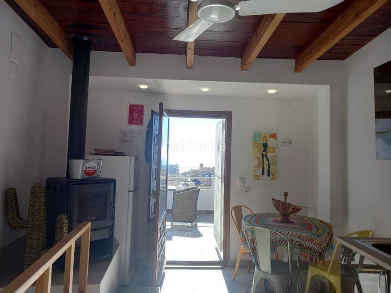 Foto e2ffbabb-b682-44ae-ad87-d7f2bef1c0d5. Casa a schiera con riscaldamento in Casco Antiguo - Sta. Cruz - Ayuntamiento Alicante