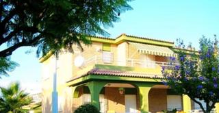 Chalet in Villafranqueza. Chalet independiente en venta en villafranqueza