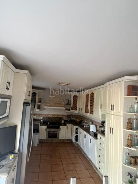 Foto f2abee2f-f58c-452c-9099-05c6efe9c1e9. Chalet  independiente en venta en Centro mutxamiel en Mutxamel