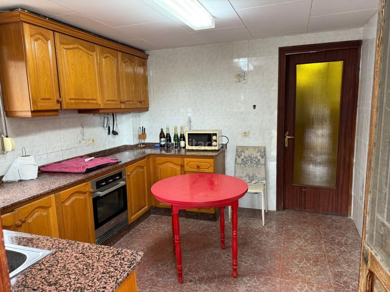 Foto 8cc63646-581c-4e62-943b-089afbdac893. Casa a El Castellar i l'Oliverar Valencia