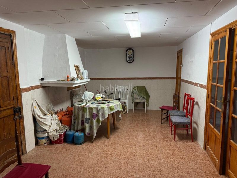 Foto a8fddac1-0bdc-4055-a440-70b38ae30abf. Casa a El Castellar i l'Oliverar Valencia