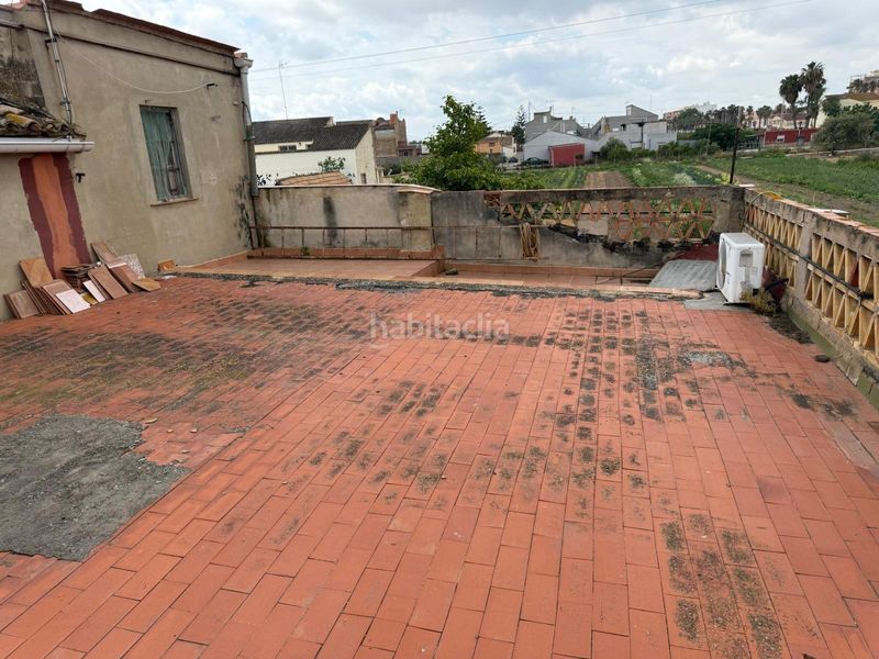 Foto f653304c-8584-4602-ba74-fc485ce92496. Casa a El Castellar i l'Oliverar Valencia