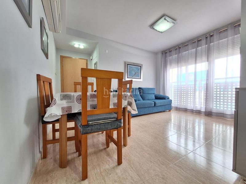 Foto 6da5ae4d-9e62-4343-afda-82a3a33a3d19. Apartamento piso a 100 metros de la playa a pie de calle en Chilches