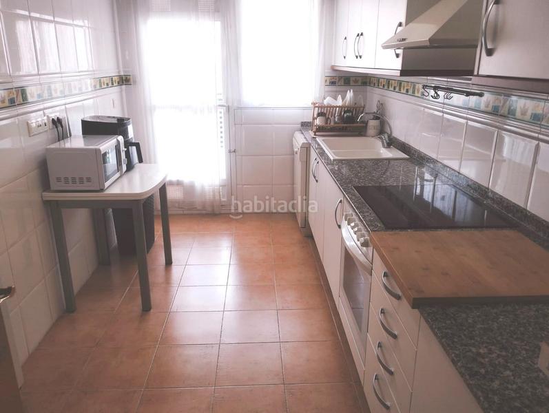 Foto 8f0143ea-030d-4280-ac82-e7b459a7e292. Ático para entrar a vivir amplio atico duplex en Catarroja