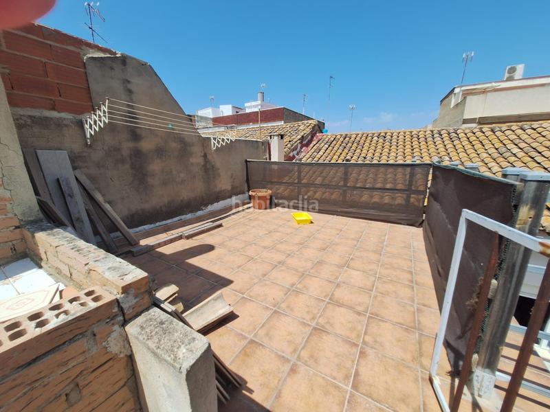 Foto e8e8097c-ed88-48c6-8c57-faadc1313692. Casa exclusiva 3casas! casa con doble terraza y espacio para soñar en el centro . en Catarroja
