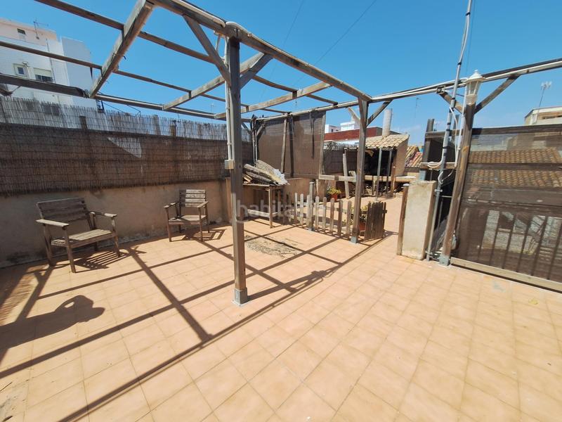 Foto f99d9e1d-c6ae-4725-9562-8c4f3eb8c315. Casa exclusiva 3casas! casa con doble terraza y espacio para soñar en el centro . en Catarroja
