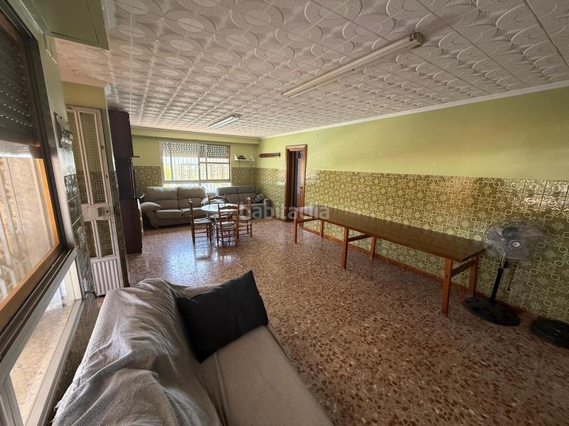 Foto b16a0e1e-05f8-4132-8793-1829aa70942c. Xalet amb aparcament piscina a Monserrat