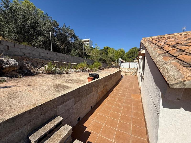 Foto 2a35c9c5-2bf3-4ce9-861f-578e88d638b5. Xalet amb piscina a Catadau