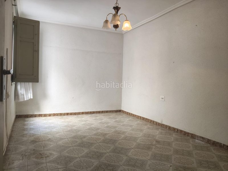 Foto 609216ea-0d41-4450-a145-7d28b73bc163. Pis a Alfafar