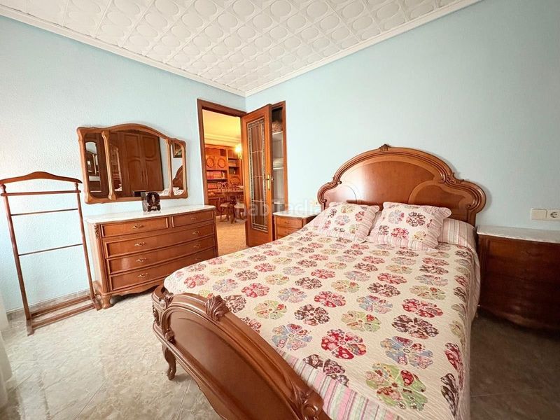 Foto 464138ac-f407-4734-95bb-c0d1392a2290. Piso  en Benetússer