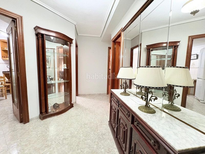 Foto 6b1a0d8d-b8b6-4f4e-bb70-8561a946c2d8. Piso  en Benetússer